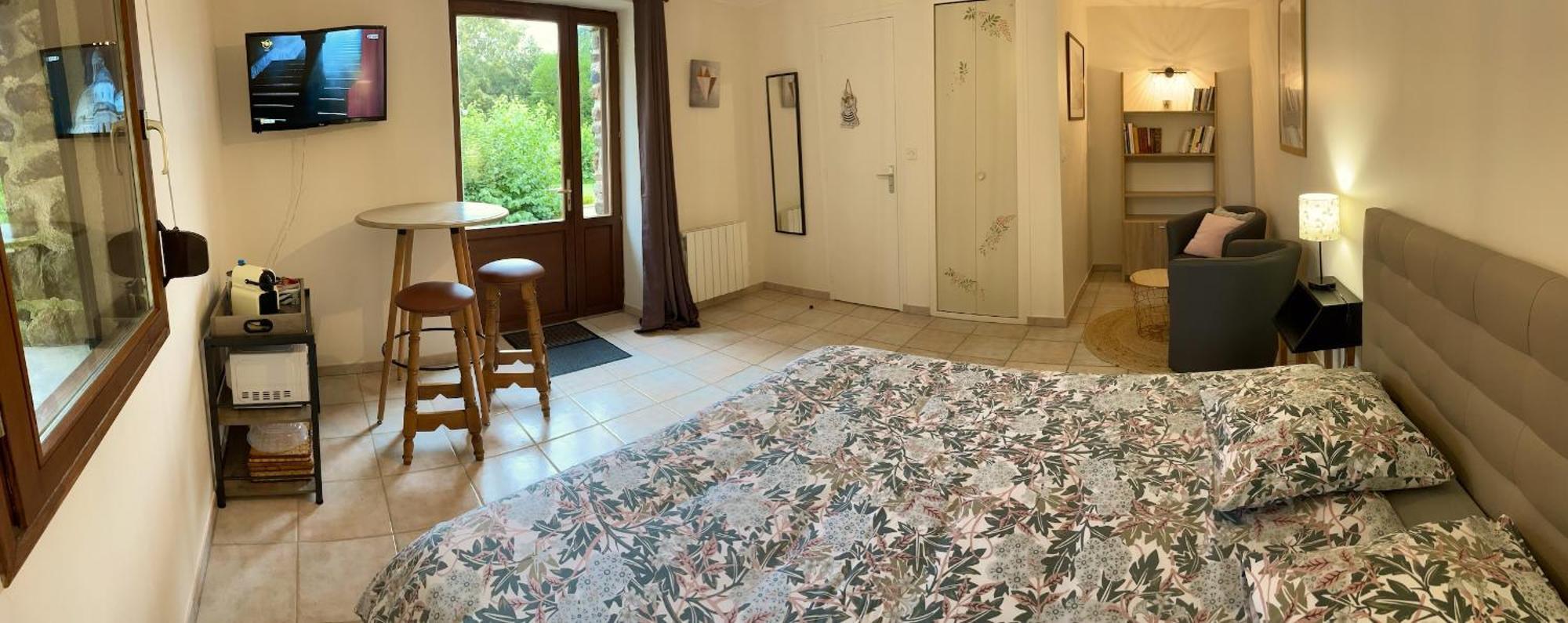 Chambres D'Hotes Les Tilleuls Poullaouen Eksteriør billede